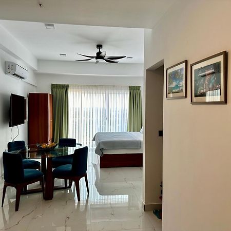 Ocean Breeze Hotel Residencies Britlanka Apartments Negombo Eksteriør bilde