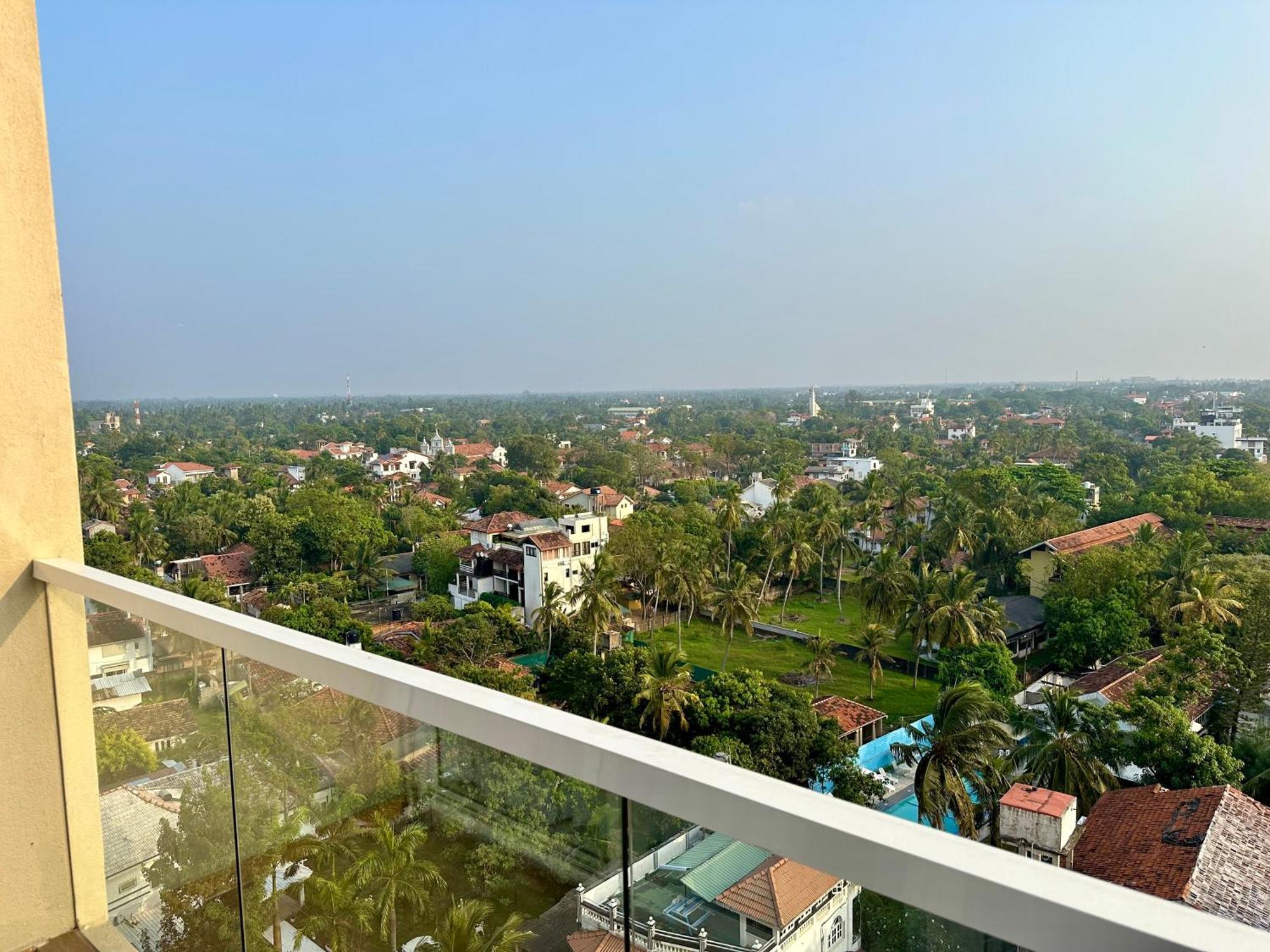 Ocean Breeze Hotel Residencies Britlanka Apartments Negombo Eksteriør bilde