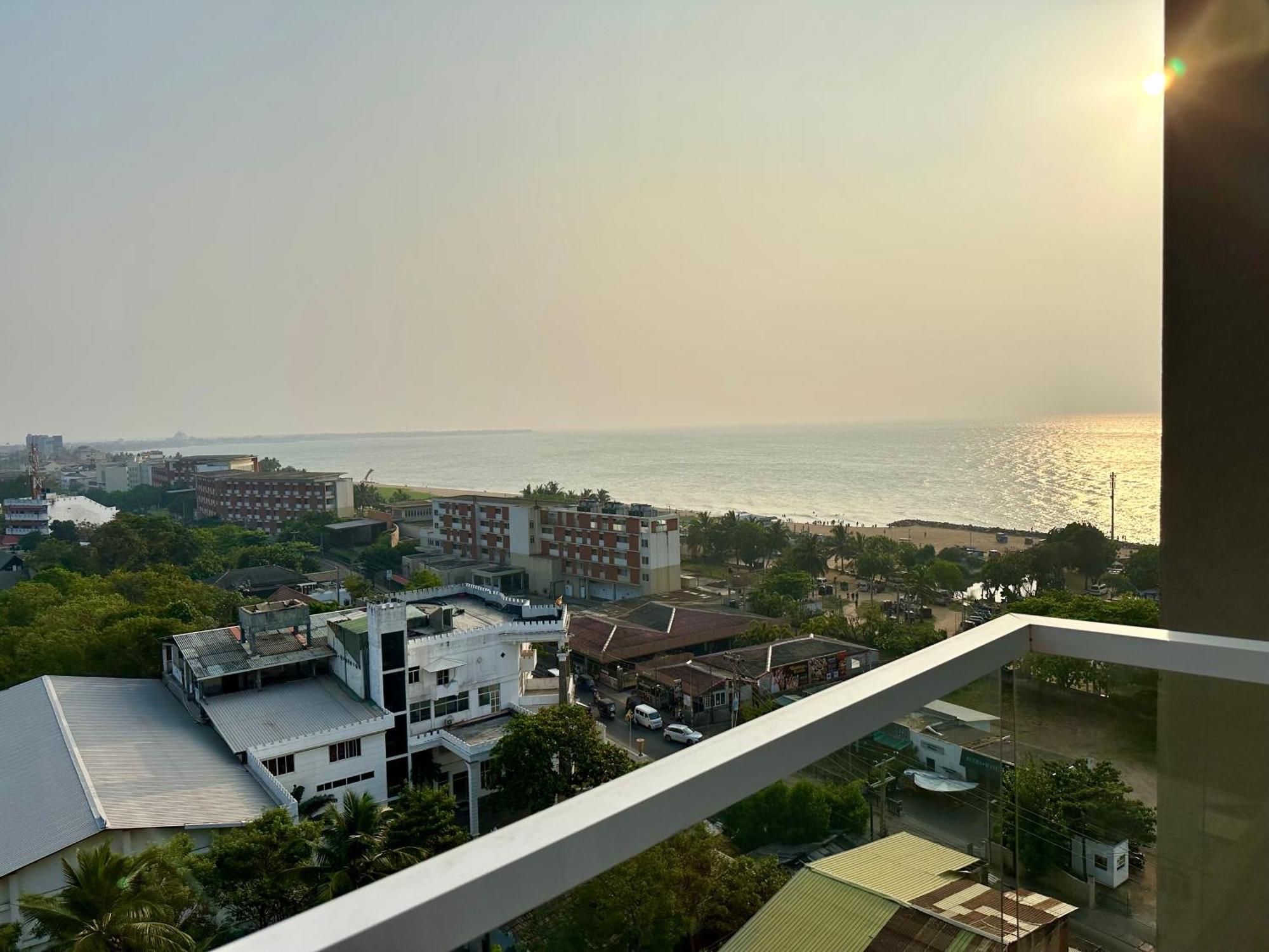 Ocean Breeze Hotel Residencies Britlanka Apartments Negombo Eksteriør bilde